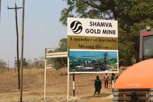Daba Finance/Zimbabwe gold output declines 15%